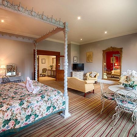 Miskin Manor Hotel هينسول المظهر الخارجي الصورة