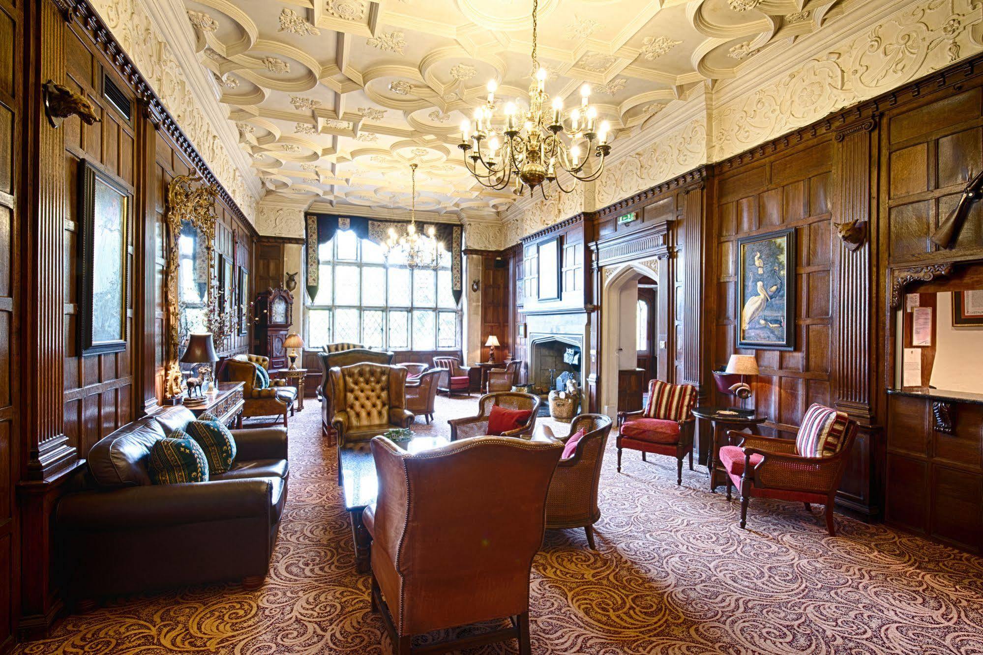 Miskin Manor Hotel هينسول المظهر الخارجي الصورة