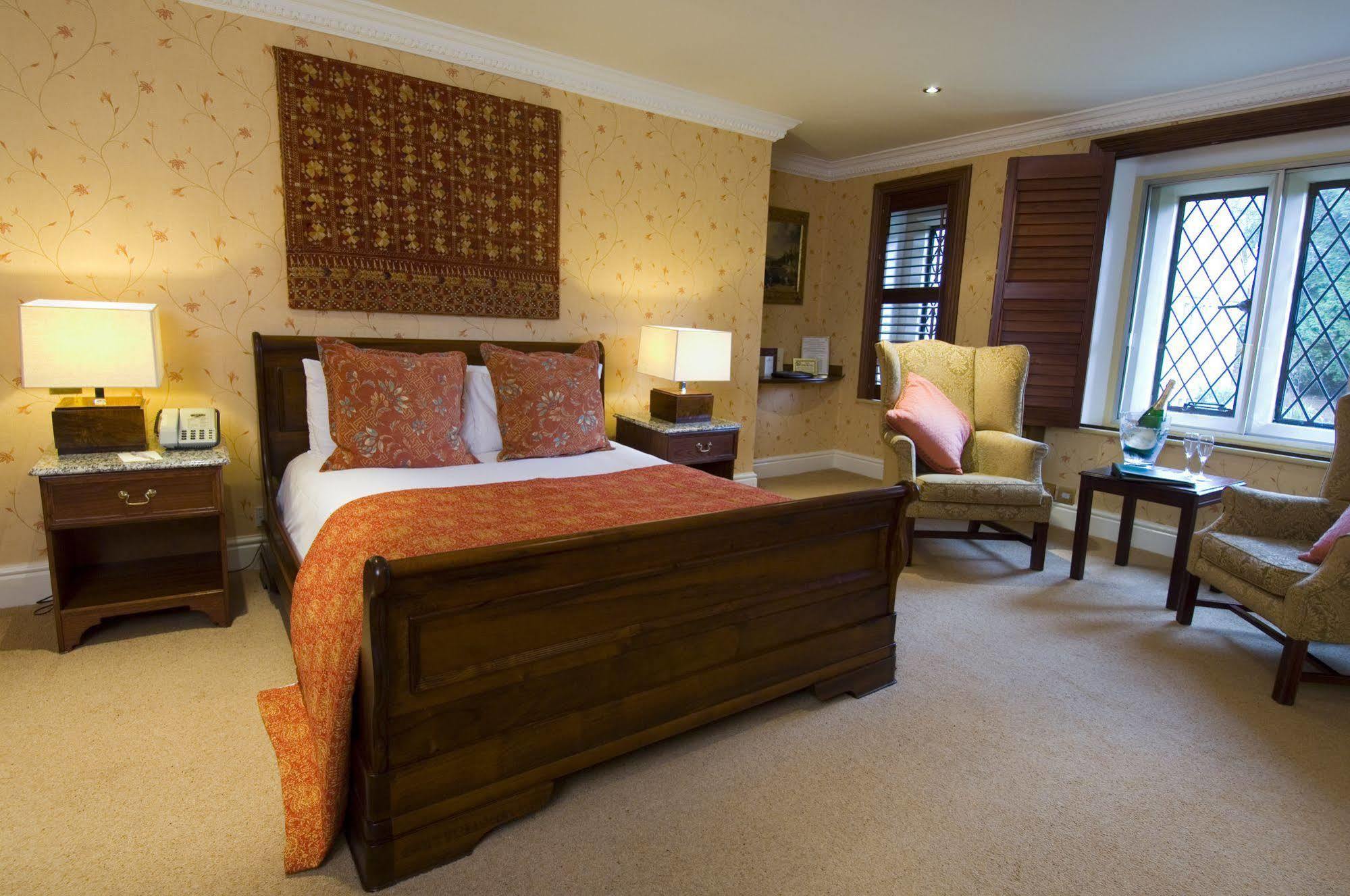 Miskin Manor Hotel هينسول المظهر الخارجي الصورة
