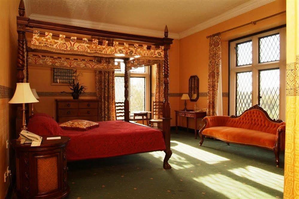 Miskin Manor Hotel هينسول المظهر الخارجي الصورة