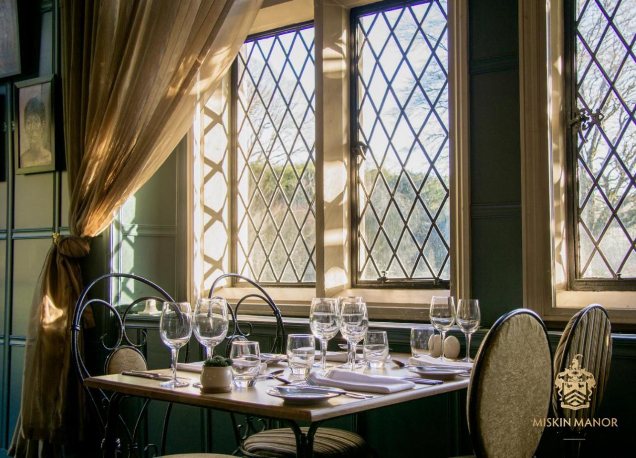 Miskin Manor Hotel هينسول المظهر الخارجي الصورة